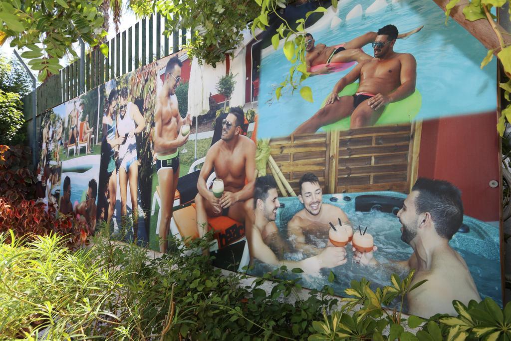 Boys Gay Men Only Parco vacanze